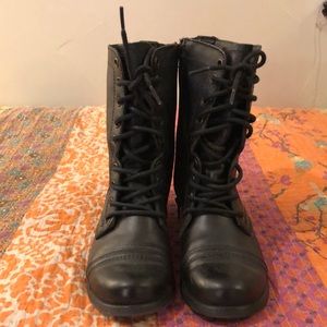 Steve Madden Troopa Combat Boot